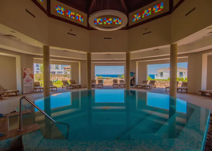 Ecotel Bay View אתר נופש 4*
