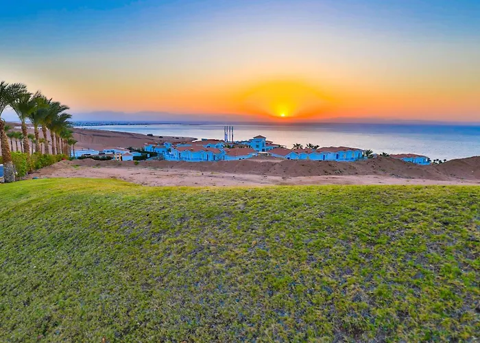 Ecotel Bay View אתר נופש דהב