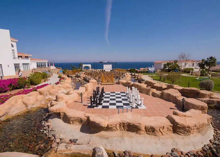 Ecotel Bay View אתר נופש