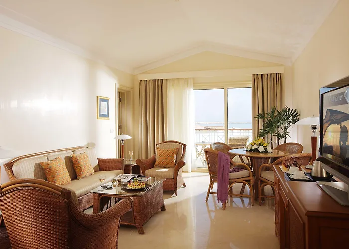Ecotel Bay View