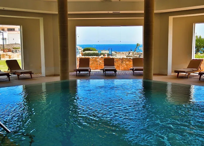 Ecotel Bay View אתר נופש 4*