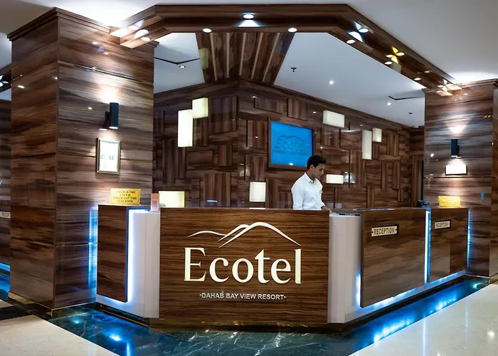 אתר נופש Ecotel Bay View 4*